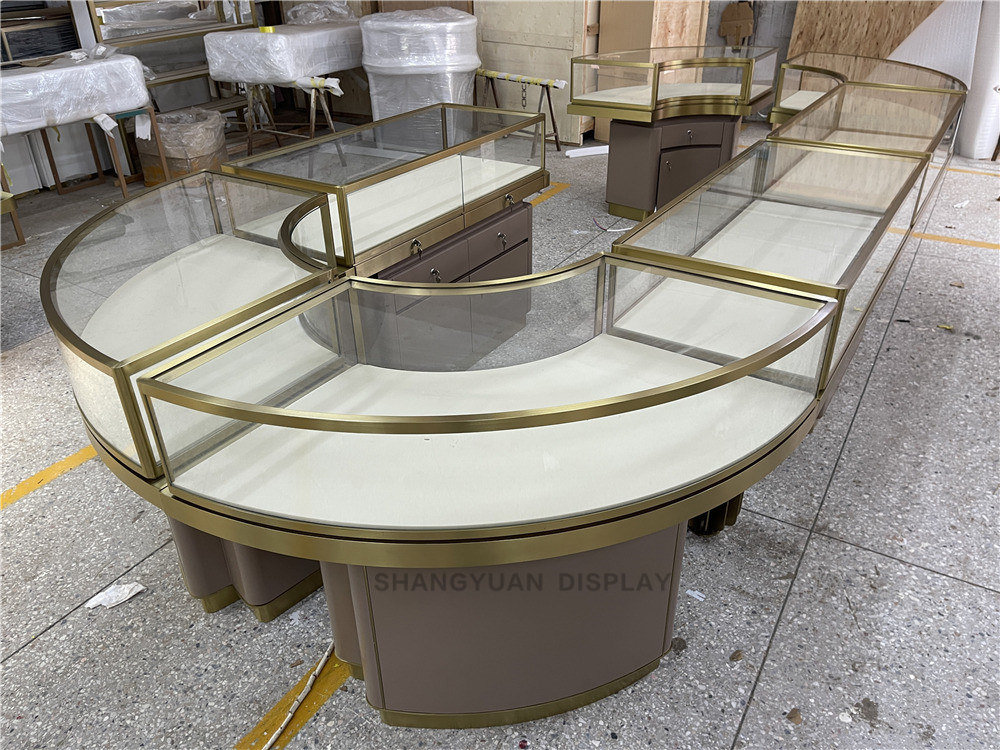 round jewelry counter